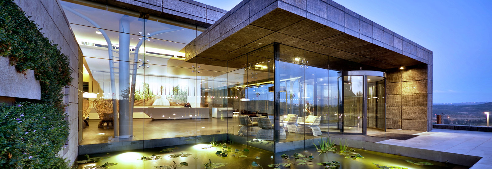 ישרוטל קתדרה במלון כרמים