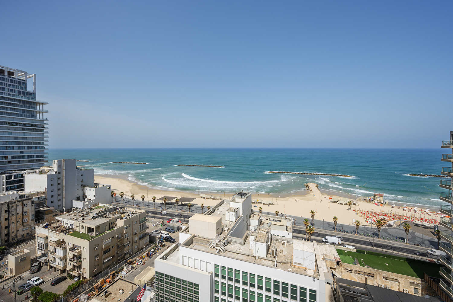 סי טאואר תל אביב - מלון עסקים תל אביבי מודרני