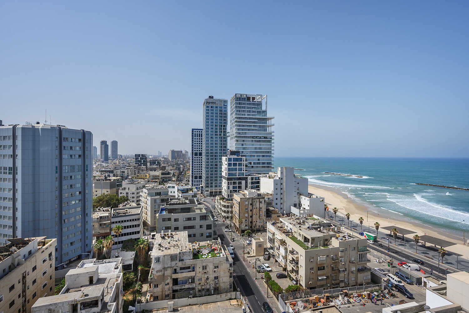 סי טאואר תל אביב - מלון עסקים תל אביבי מודרני